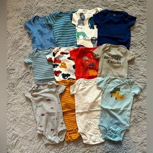 Carter’s Baby Boys 9 Month Short-Sleeved Onesies